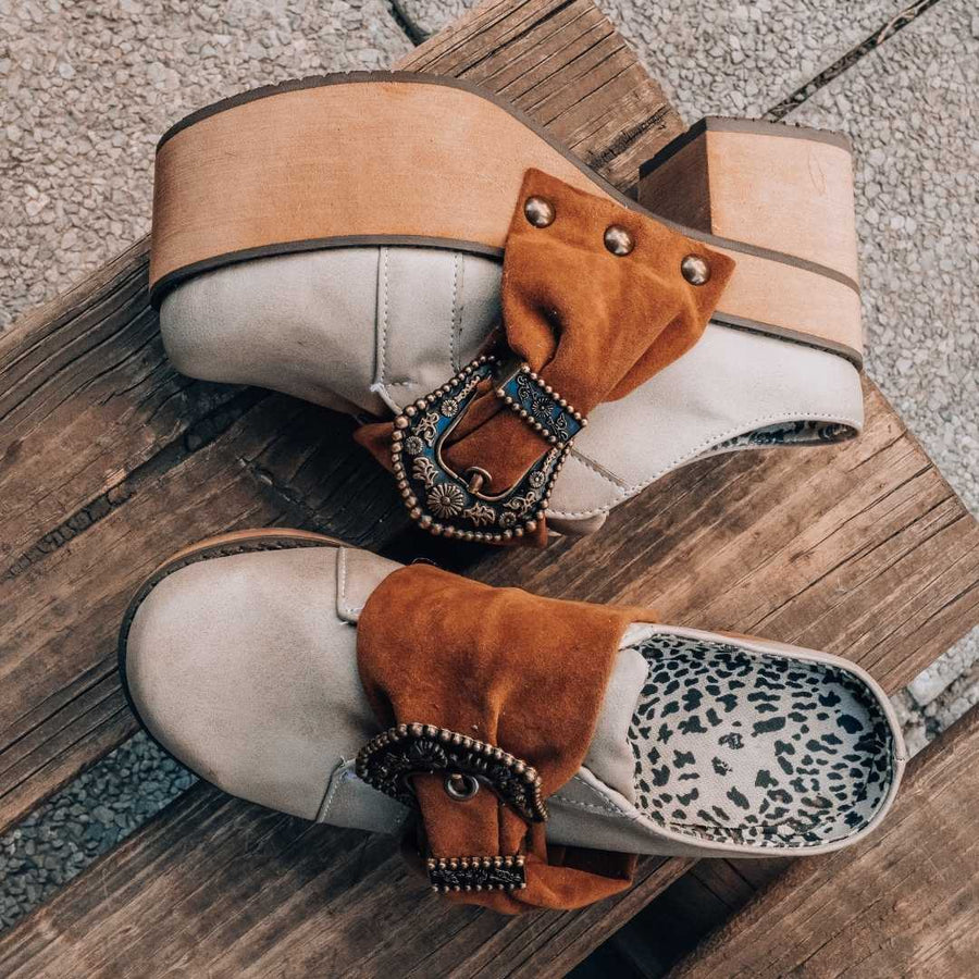 Zueco Afrodita Beige