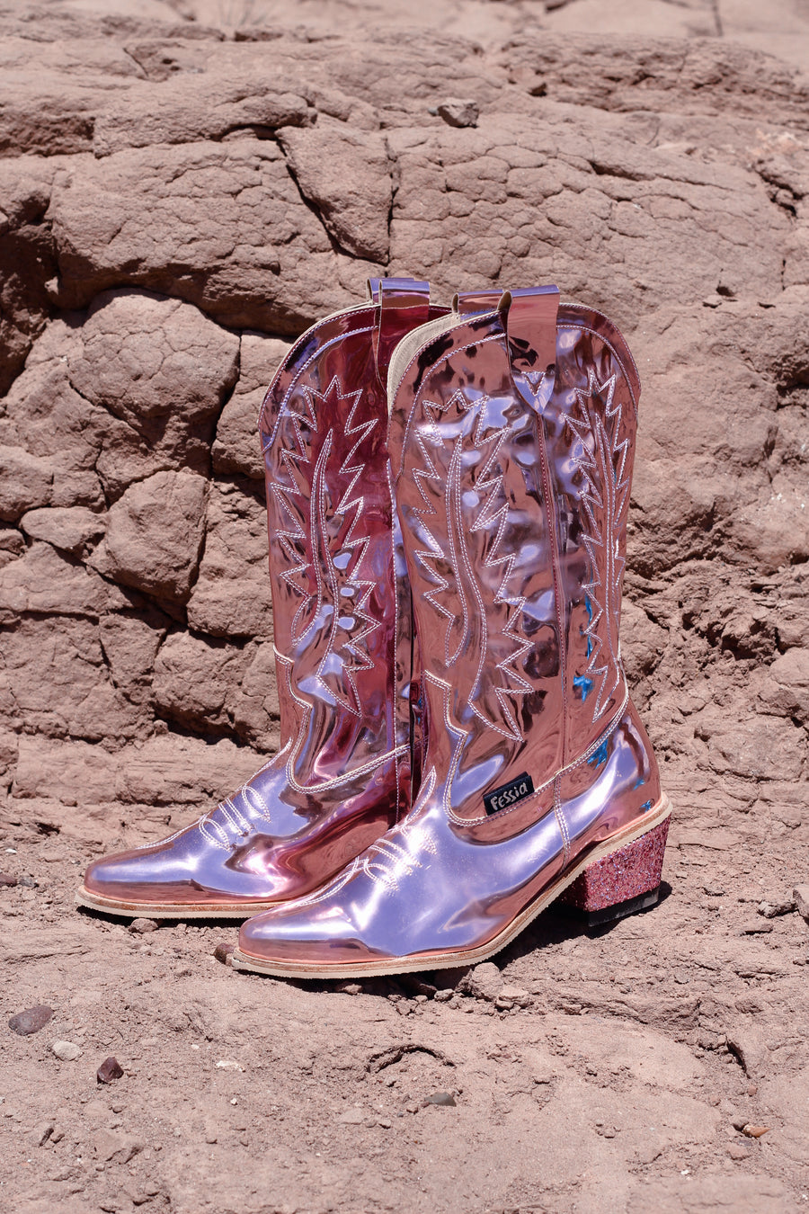 THE PINK COWGIRL BOOT